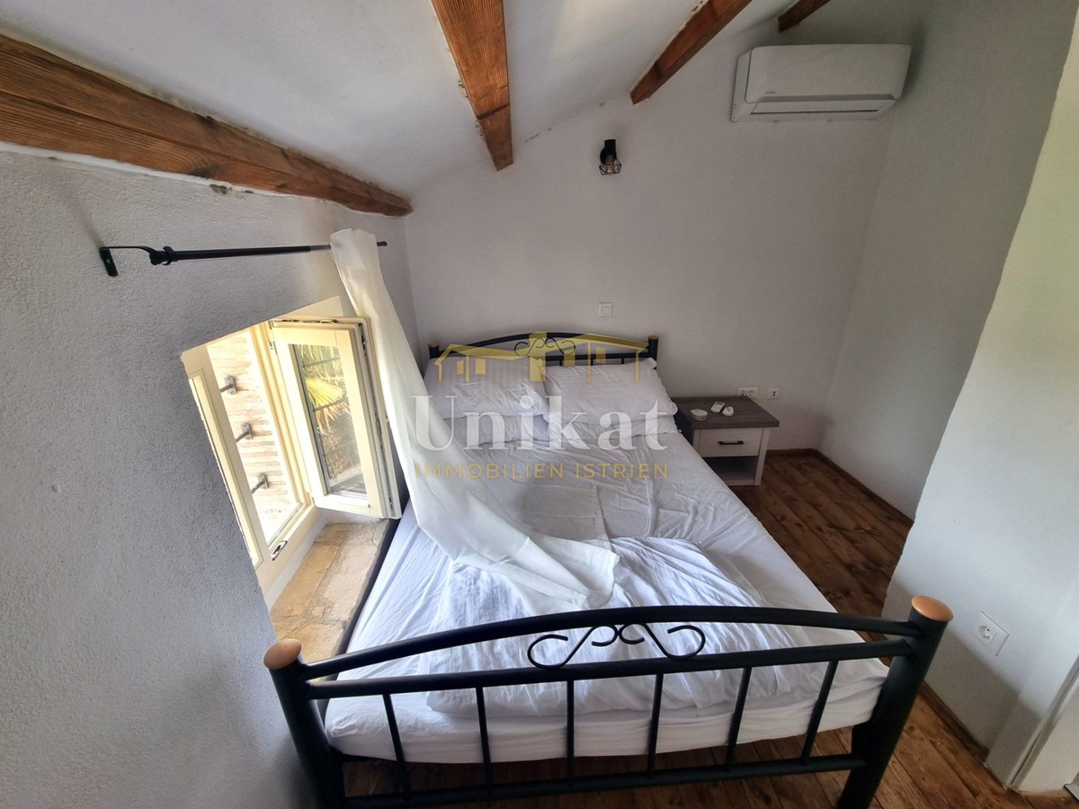 Casa in pietra ristrutturata con piscina a 3 km dal mare